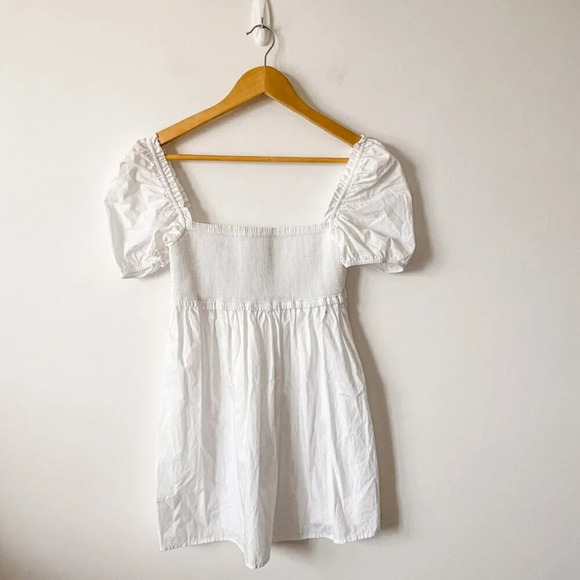Aritzia Sunday Best Hadley Puff Sleeve Babydoll Poplin Mini Dress White Sz Small - Picture 5 of 8
